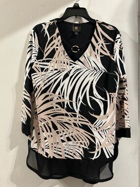JM Collection Black Palm-Print V-Neck Top with Beige and White Accents